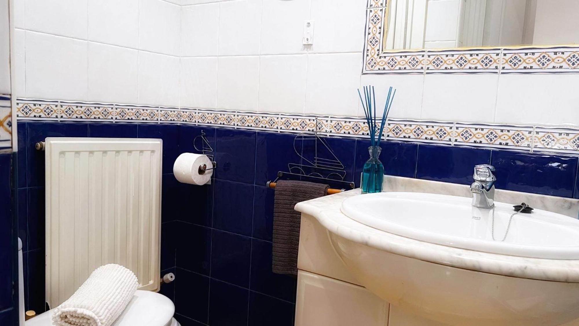 Apartamento Centrica Y Amplia Vivienda Turistica Con Wifi Bilbao Exterior foto